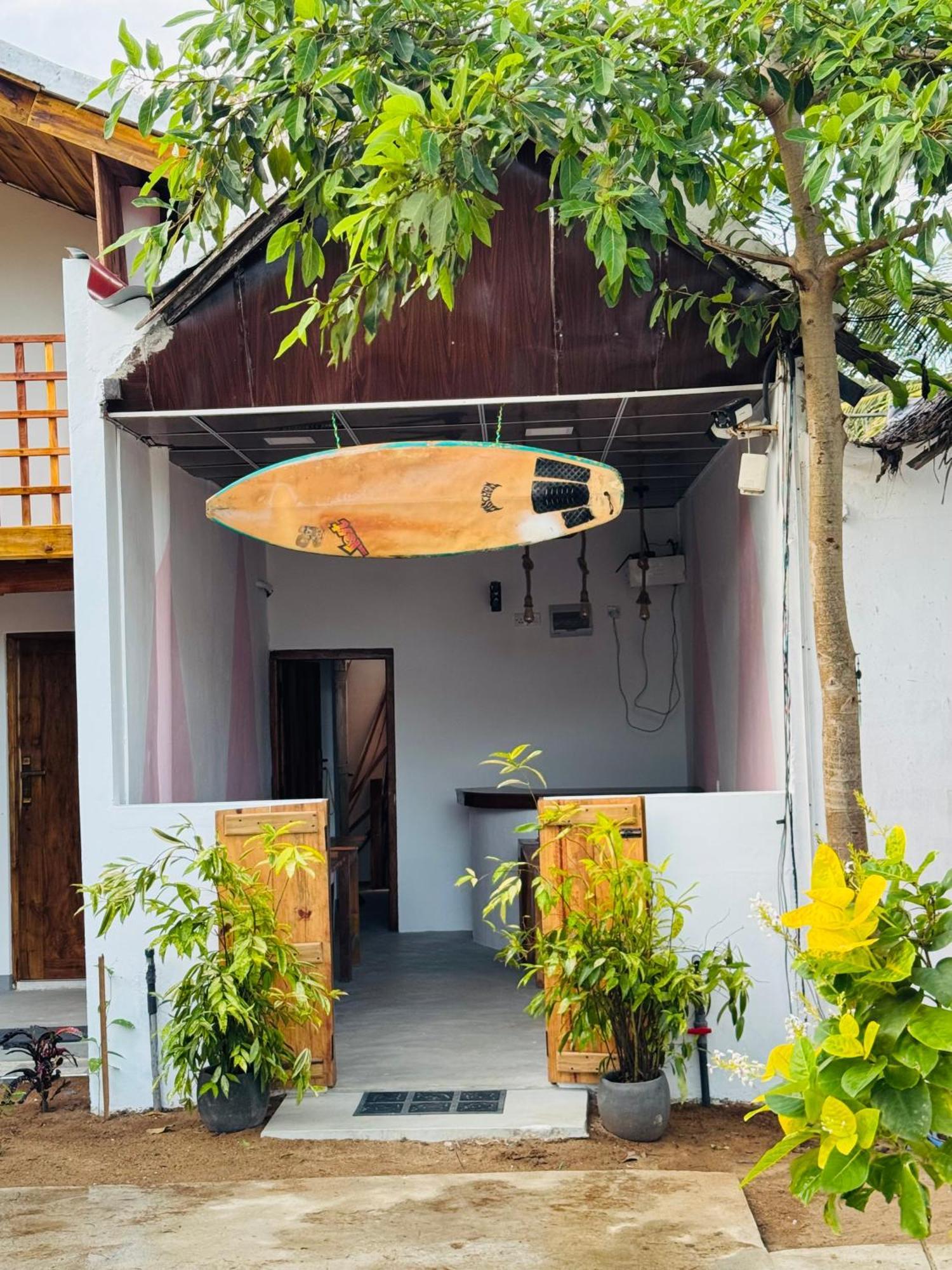 Beach Wave Hotel Arugam Bay Eksteriør billede