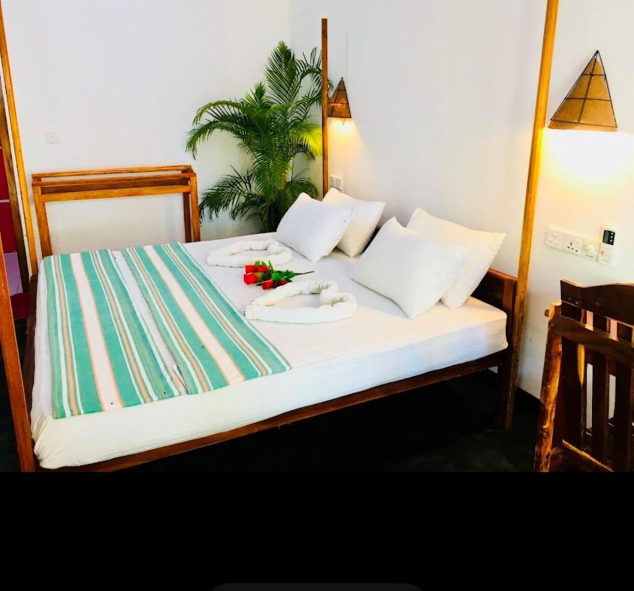 Beach Wave Hotel Arugam Bay Eksteriør billede